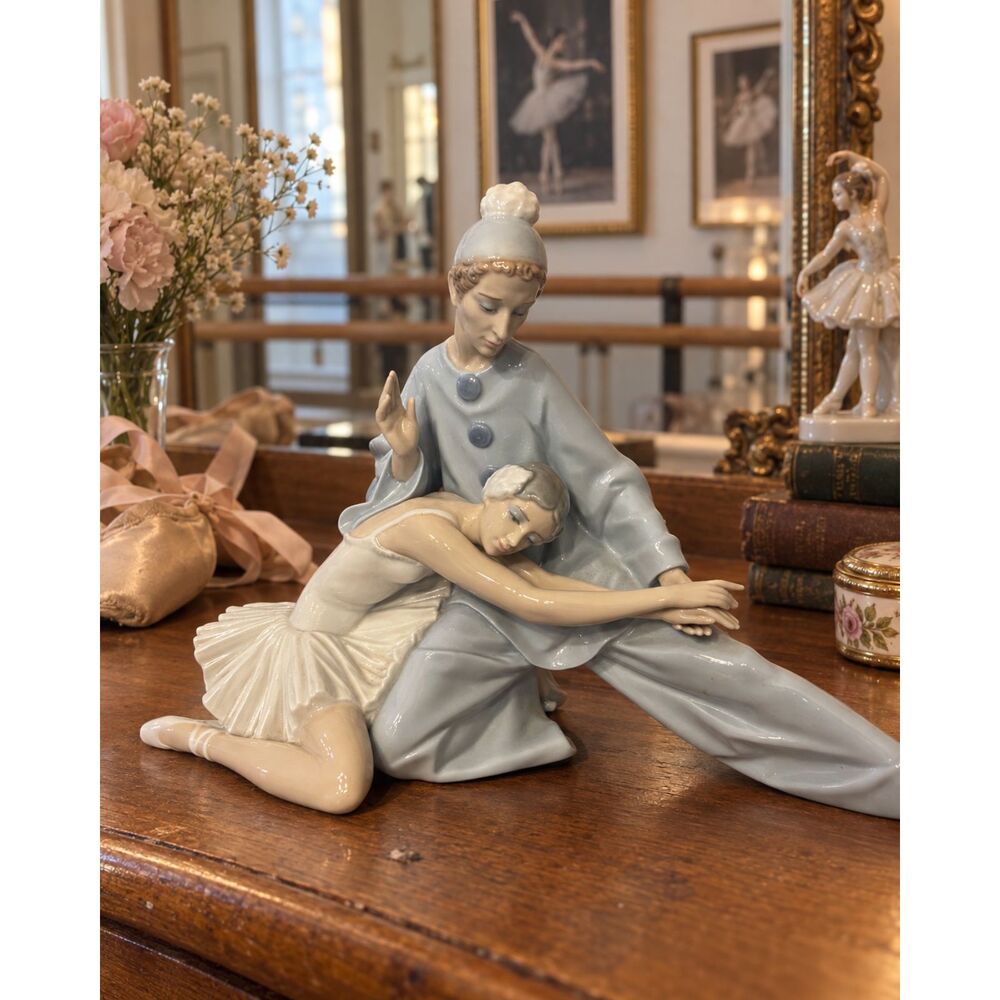 Lladró 4882 Carnival Couple Ballerina Pierrot Clown Porcelain Figurine Retired
